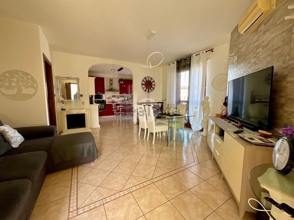 appartamento in vendita a Leinì in zona Tedeschi