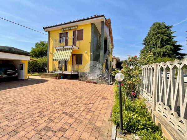 casa indipendente in vendita a Leinì