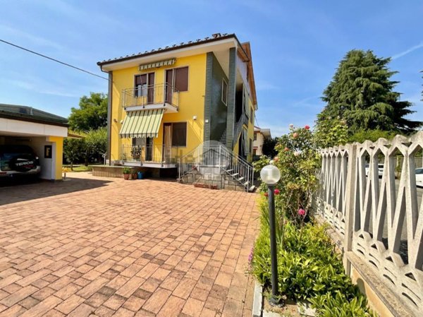 casa indipendente in vendita a Leinì