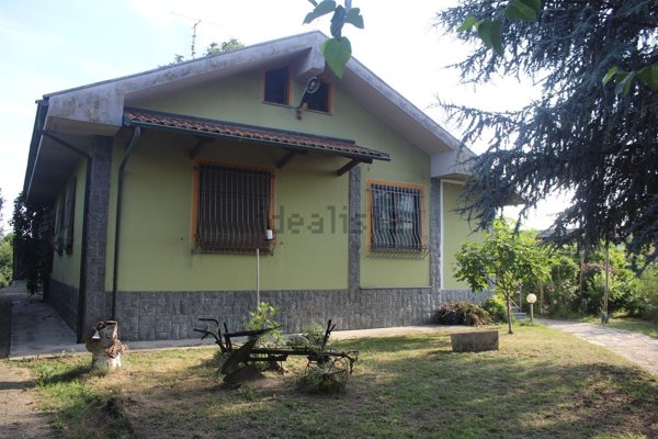 casa indipendente in vendita a Leinì