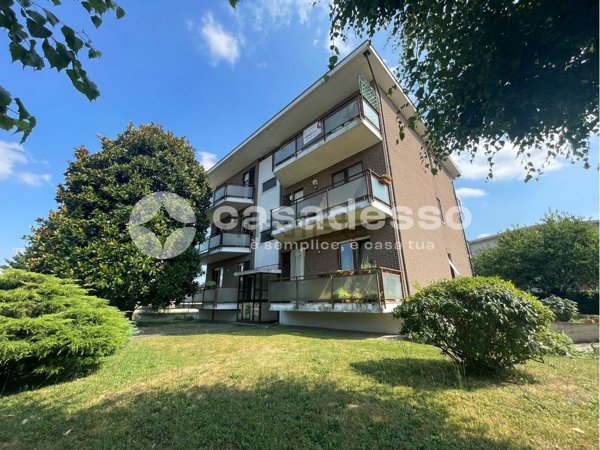 appartamento in vendita a Leinì in zona Fornacino