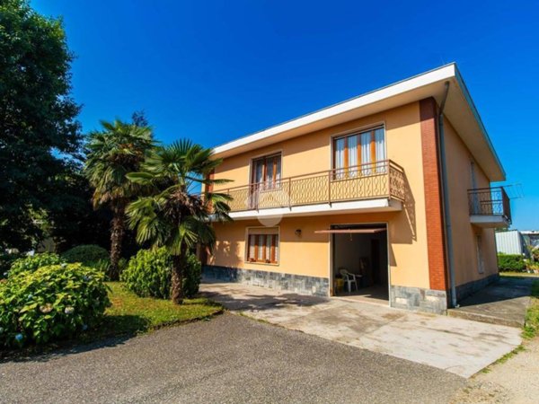 casa indipendente in vendita a Leinì