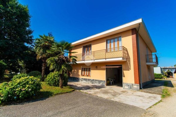 casa indipendente in vendita a Leinì