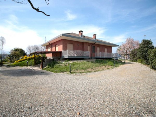 casa indipendente in vendita a Leinì