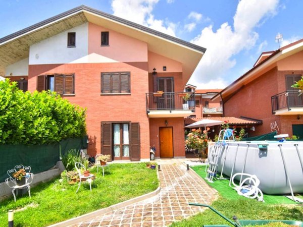 casa indipendente in vendita a Leinì