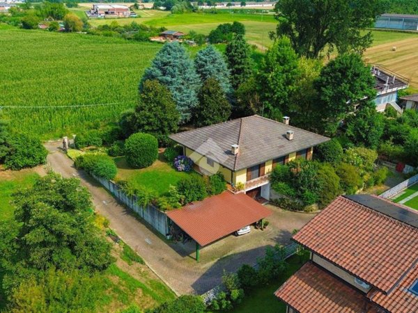 casa indipendente in vendita a Leinì