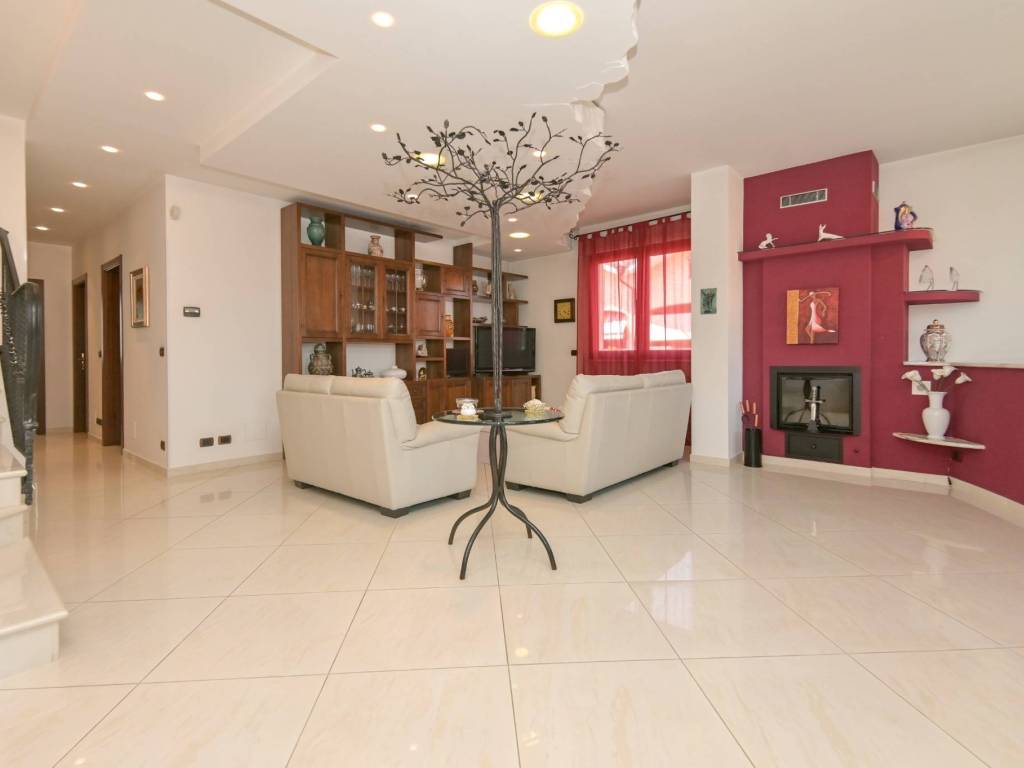 casa indipendente in vendita a Leinì