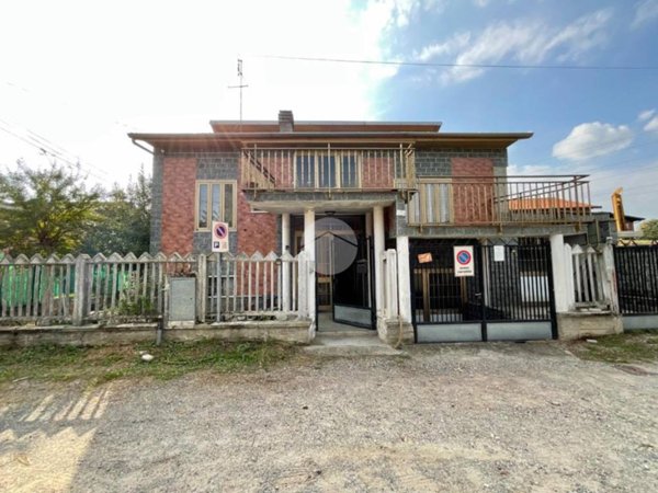 casa indipendente in vendita a Leinì
