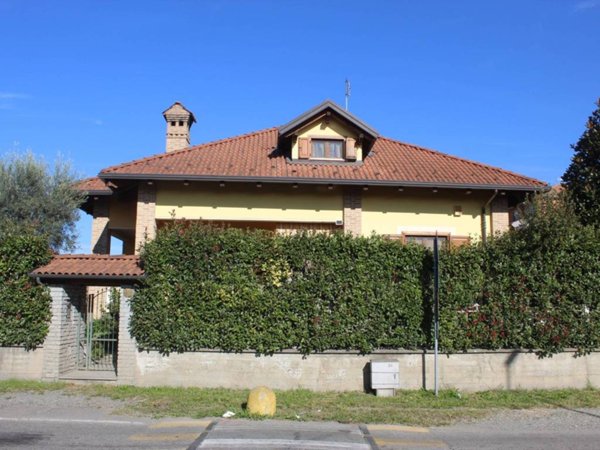 casa indipendente in vendita a Leinì