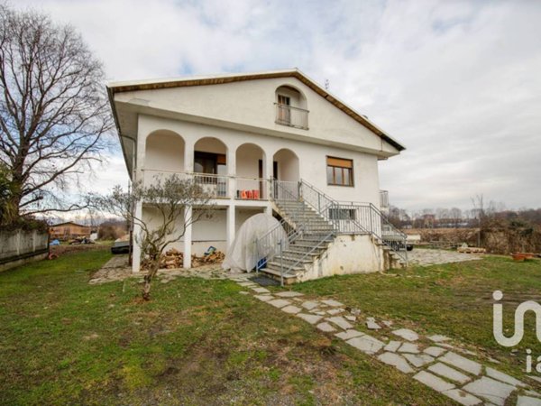 casa indipendente in vendita a Leinì