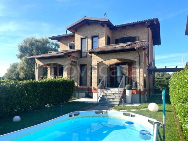 casa indipendente in vendita a Leinì