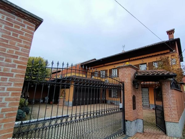 casa indipendente in vendita a Leinì
