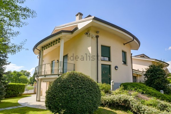 casa indipendente in vendita a Leinì