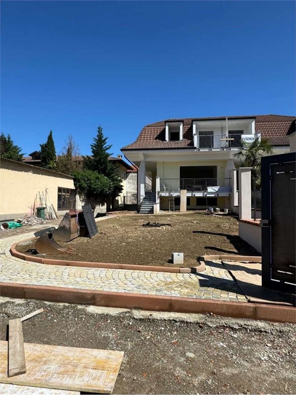 casa indipendente in vendita a Leinì