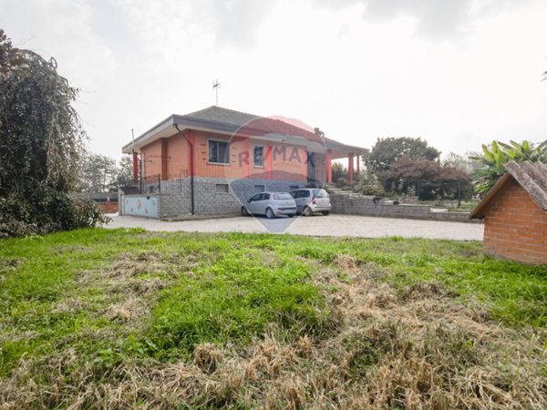 casa indipendente in vendita a Leinì