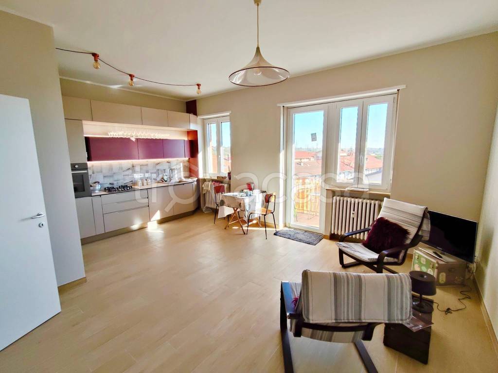 appartamento in vendita a Leinì in zona Tedeschi