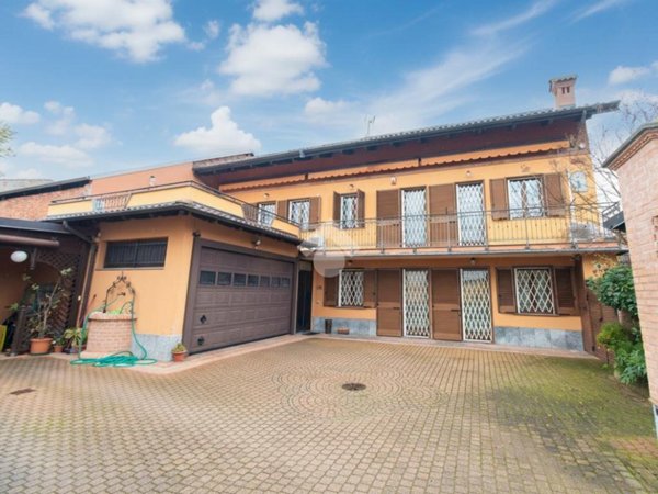 casa indipendente in vendita a Leinì