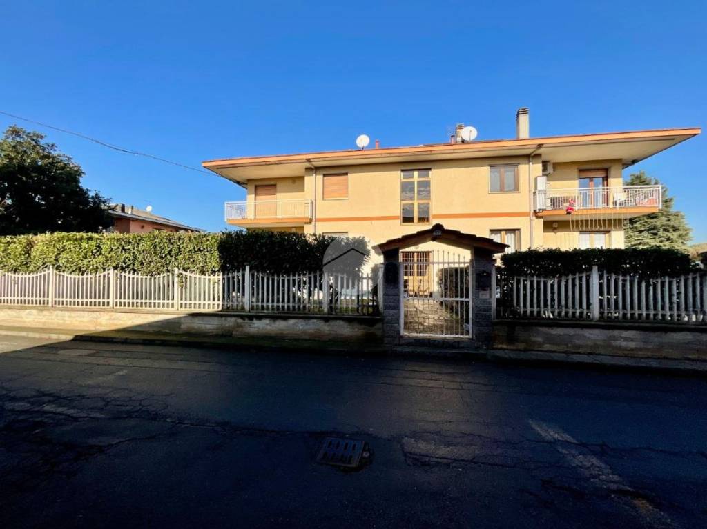 appartamento in vendita a Leinì