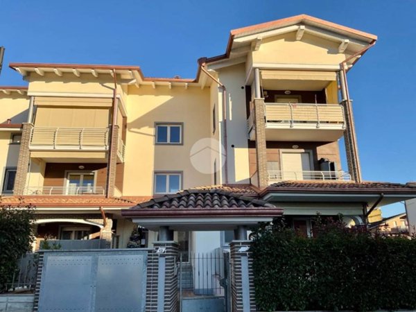 appartamento in vendita a Leinì