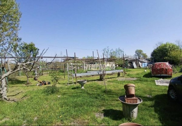 terreno agricolo in vendita a Leinì in zona Fornacino