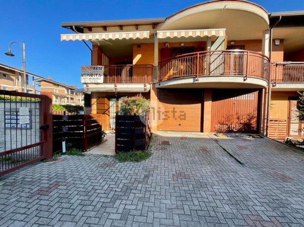 casa indipendente in vendita a Leinì