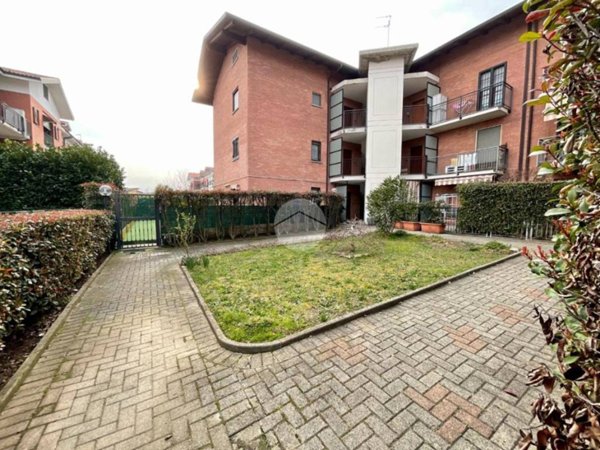 appartamento in vendita a Leinì in zona Tedeschi