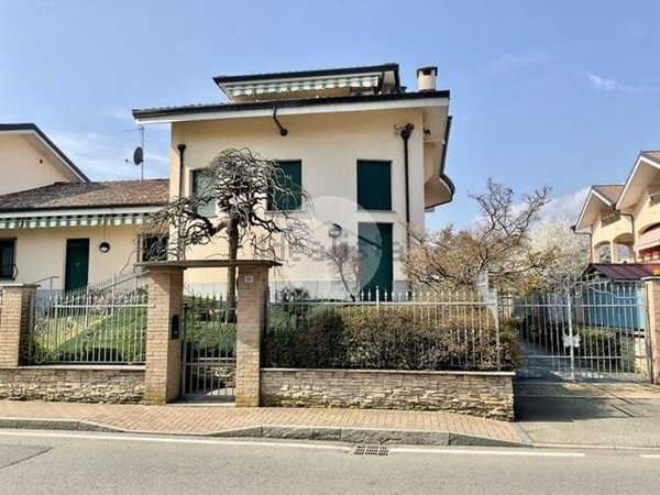 casa indipendente in vendita a Leinì