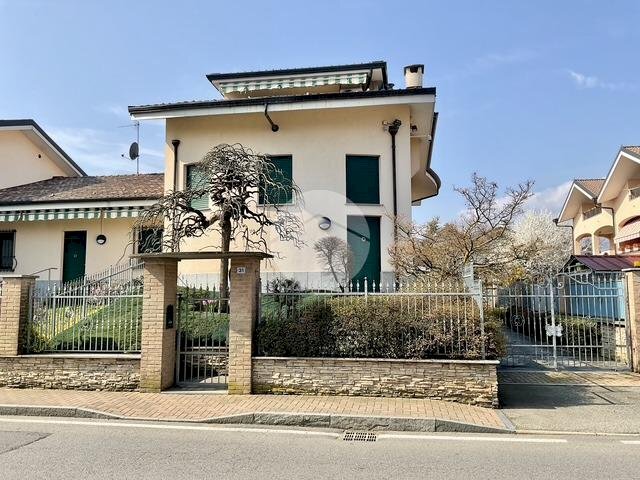 casa indipendente in vendita a Leinì