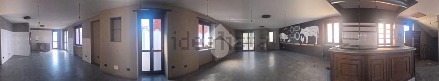 negozio in vendita a Leinì