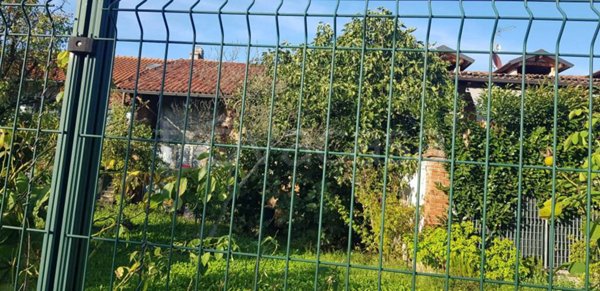 casa indipendente in vendita a Leinì in zona Tedeschi
