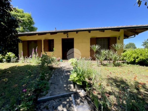 casa indipendente in vendita a Leinì