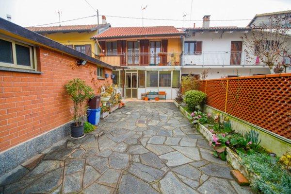casa indipendente in vendita a Leinì