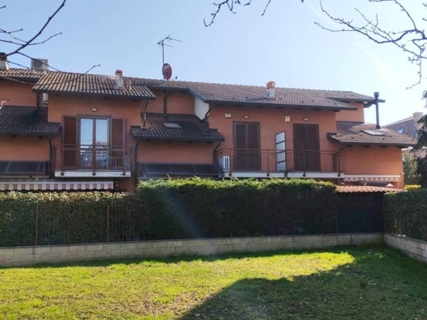 casa indipendente in vendita a Leinì