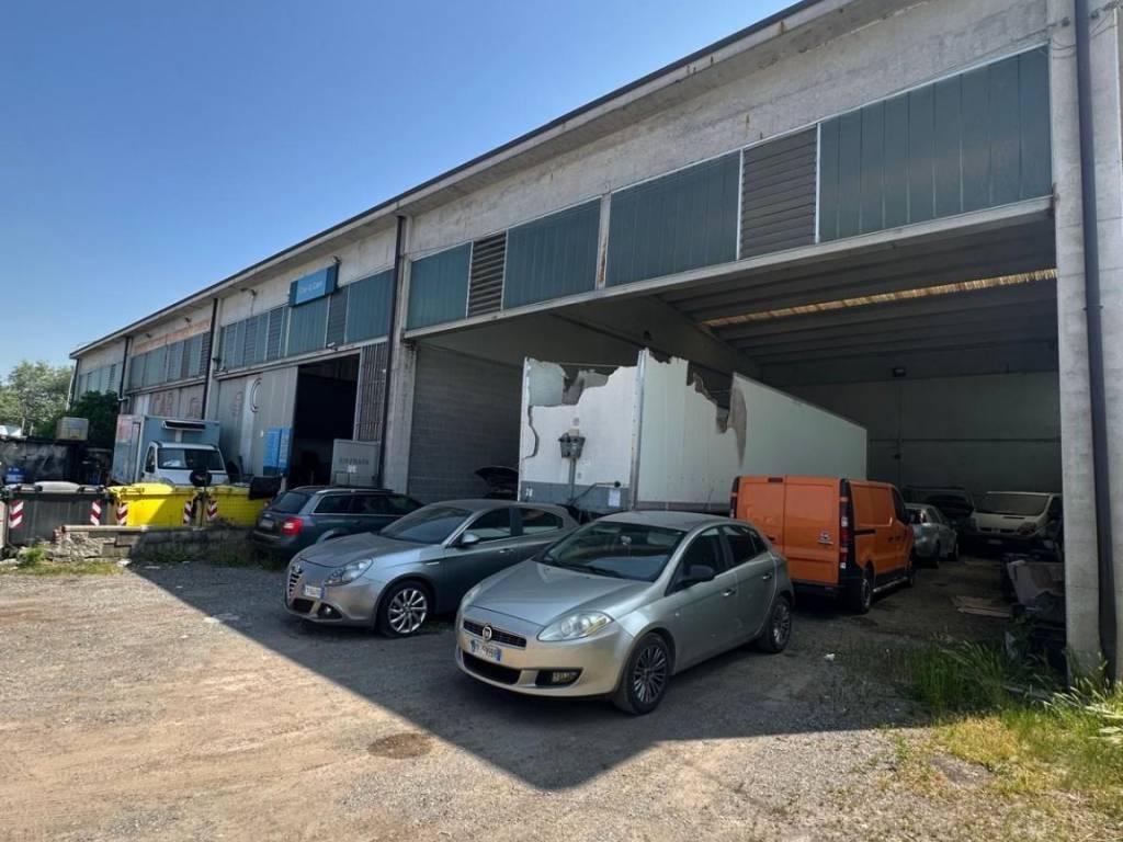 appartamento in vendita a Leinì in zona Fornacino