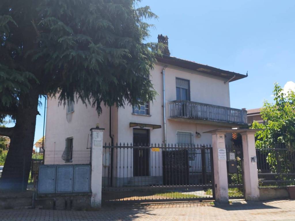 appartamento in vendita a Leinì