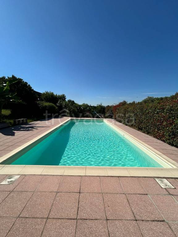 casa indipendente in vendita a Leinì in zona Tedeschi