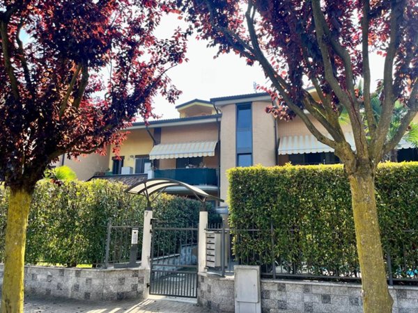 appartamento in vendita a Leinì in zona Mappano di Leinì