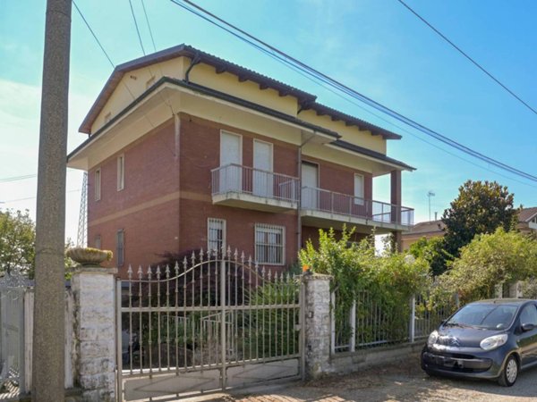 casa indipendente in vendita a Leinì