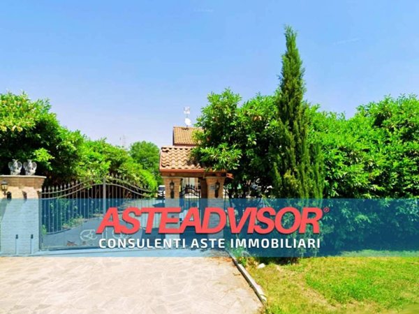 casa indipendente in vendita a Leinì in zona Tedeschi