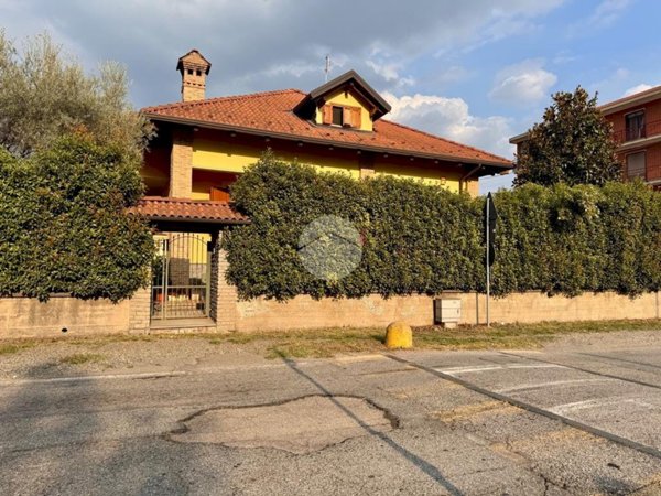 casa indipendente in vendita a Leinì in zona Mappano di Leinì