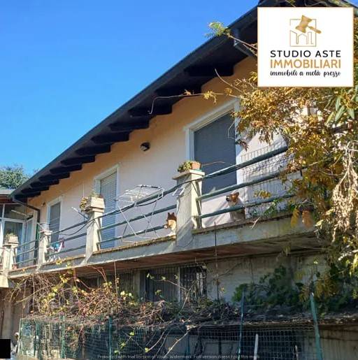 casa indipendente in vendita a Leinì in zona Tedeschi