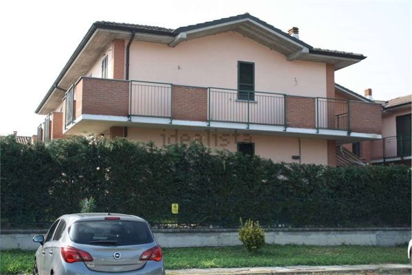 appartamento in vendita a Lardirago