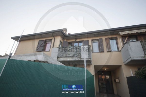 appartamento in vendita a Lardirago