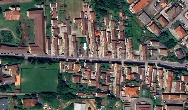 negozio in vendita a Lardirago