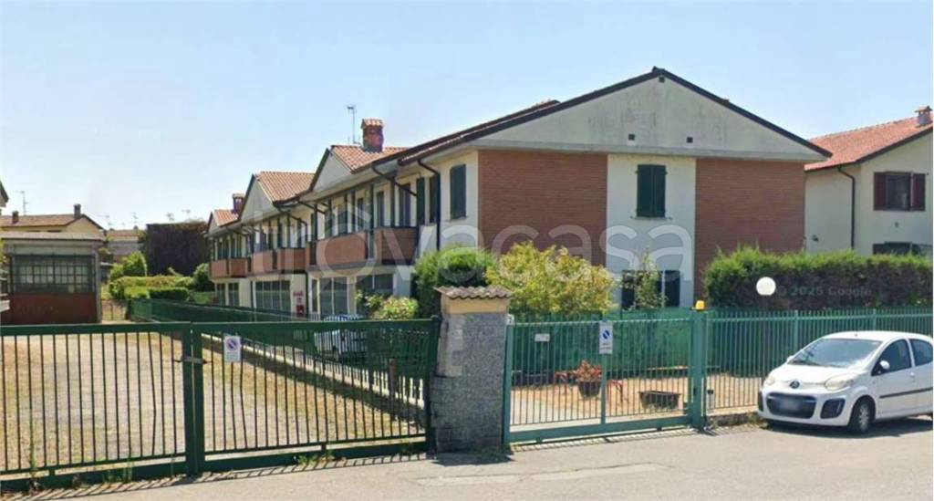 appartamento in vendita a Lardirago