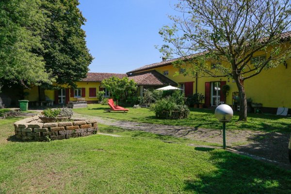 casa indipendente in vendita a Lardirago