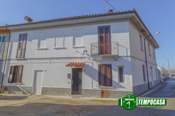 casa indipendente in vendita a Linarolo