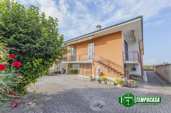 casa indipendente in vendita a Linarolo in zona San Leonardo