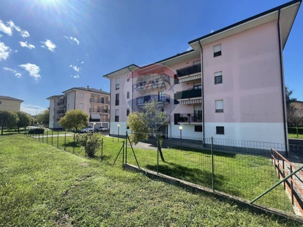 appartamento in vendita a Linarolo
