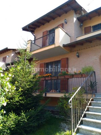 casa indipendente in vendita a Linarolo